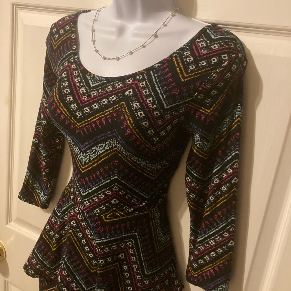 Hot Kiss Peplum Dress, Size Medium. - Picture 2 of 15